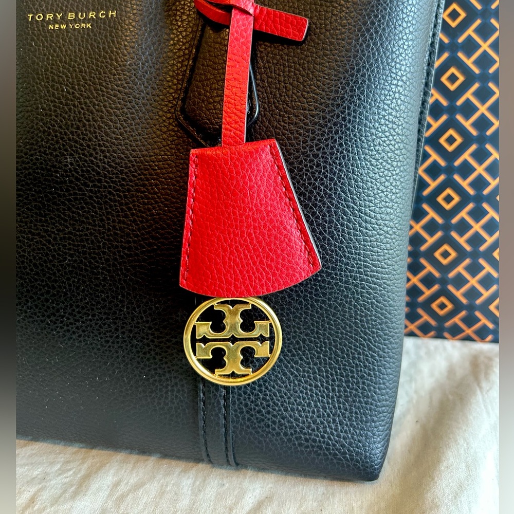 Tory Burch Perry tote bag with crossbody strap - Picture 3 of 7